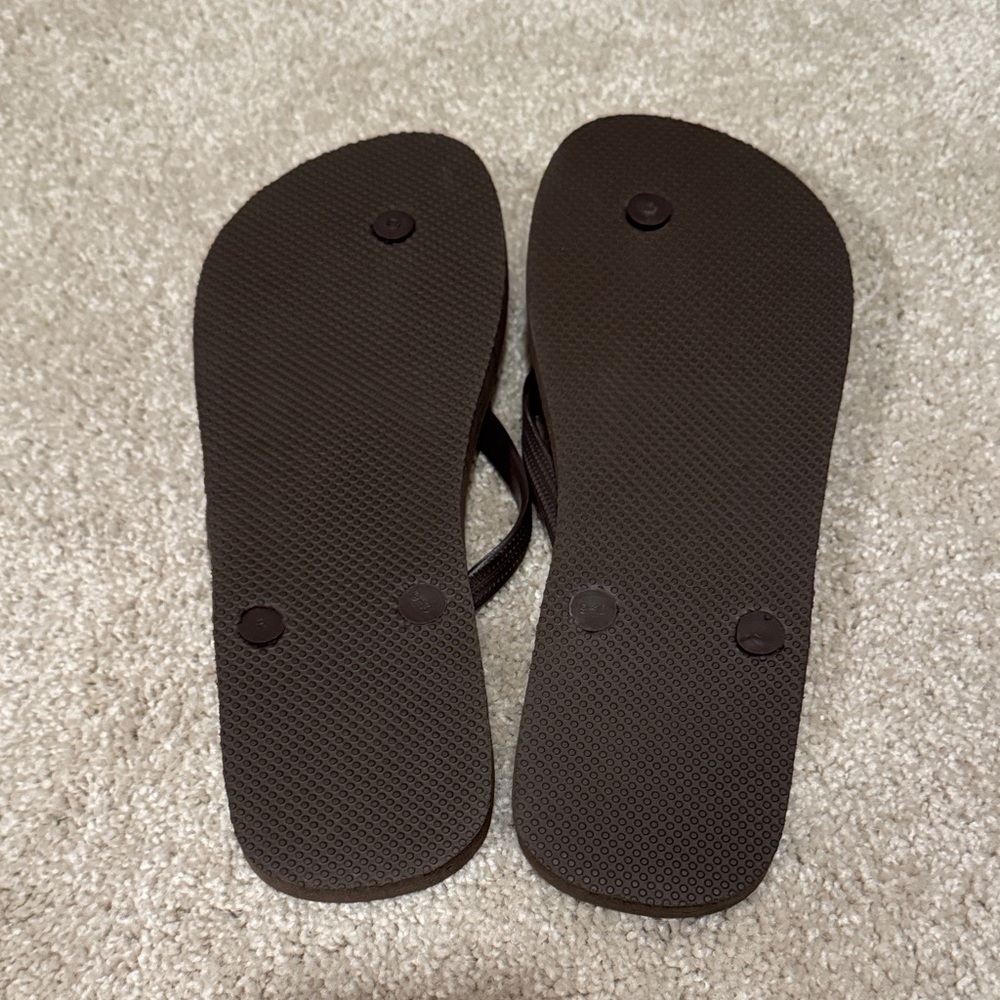 Old Navy Dark Brown Flip Flops - Picture 2 of 5